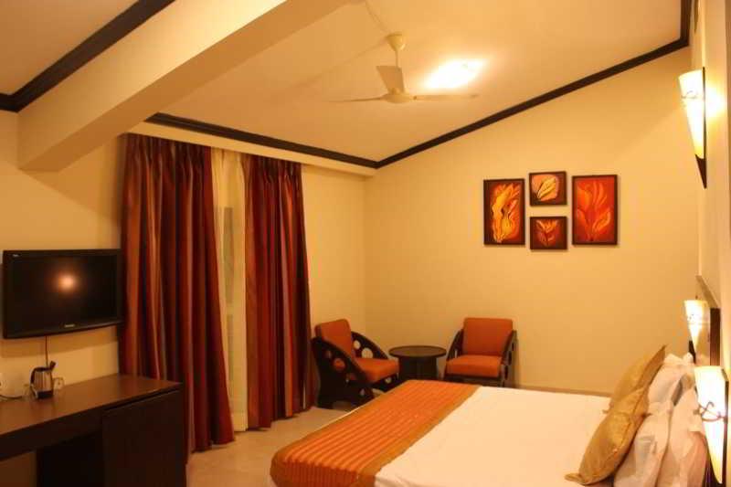 The Sea Horse Resort Baga Exteriör bild